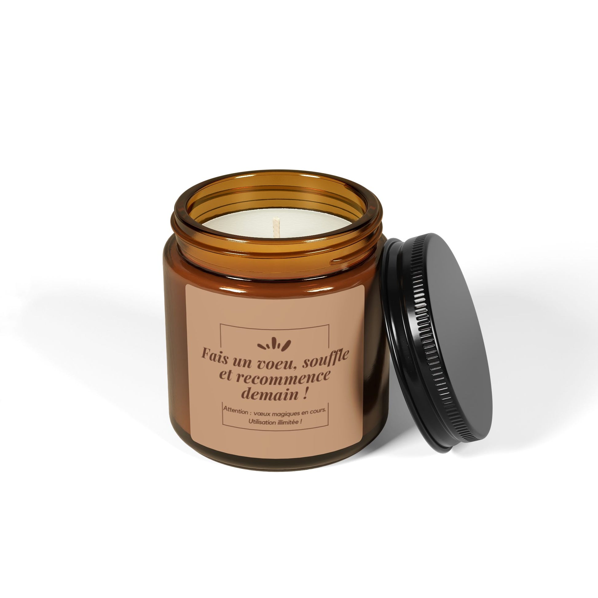 Bougie parfumée au design élégant, parfaite pour un moment de détente.