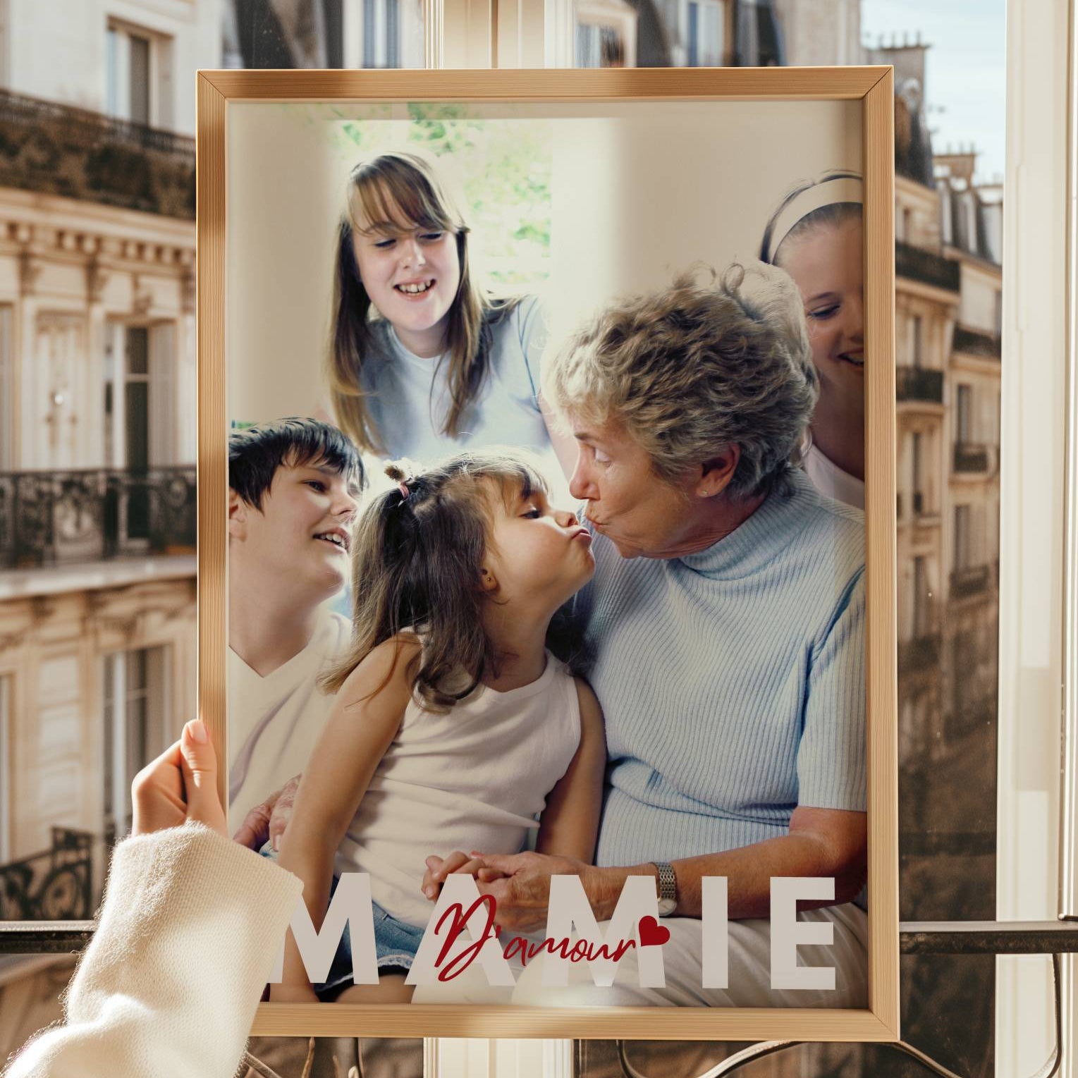 Affiche Mamie personnalisée avec photo, texte « Mamie d’amour » en rouge, cadeau plein d’émotion pour une mamie.