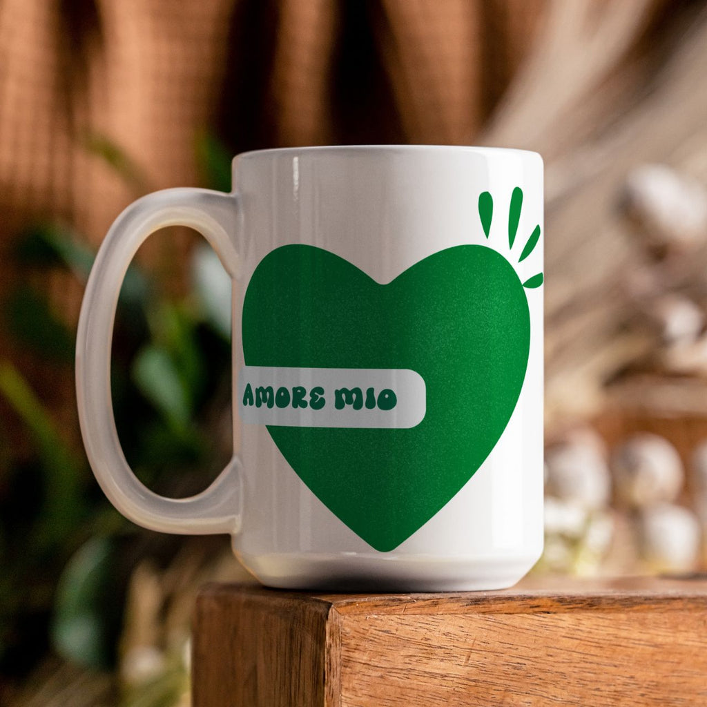 Mug blanc avec message "Amore Mio" et prénom personnalisé, idéal pour un cadeau d'amour.