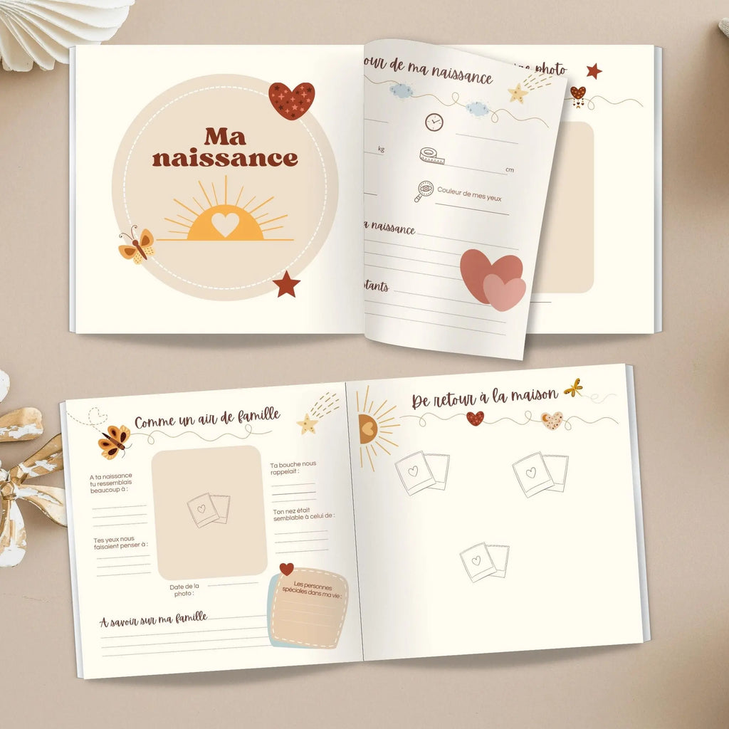 Pages intérieures d’un livre de naissance personnalisé pour bébé avec souvenirs de naissance